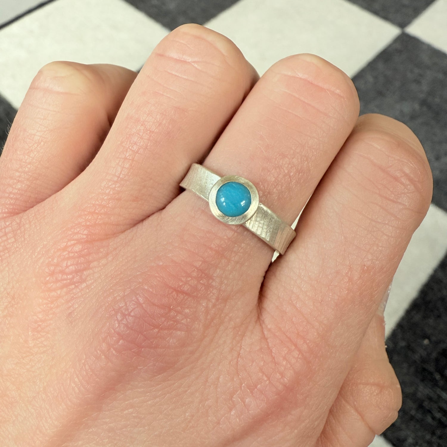 WAVES RING SIZE 8.25