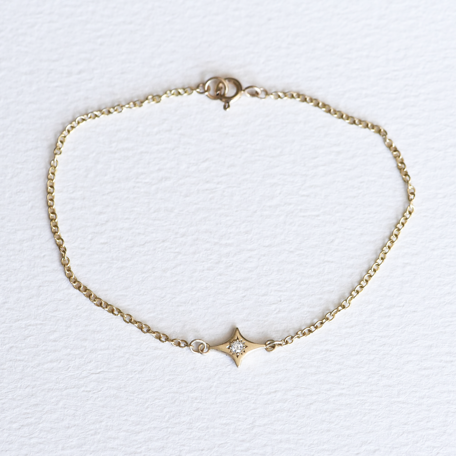 SPARKLE ENGRAVED 14K DIAMOND CHAIN BRACELET