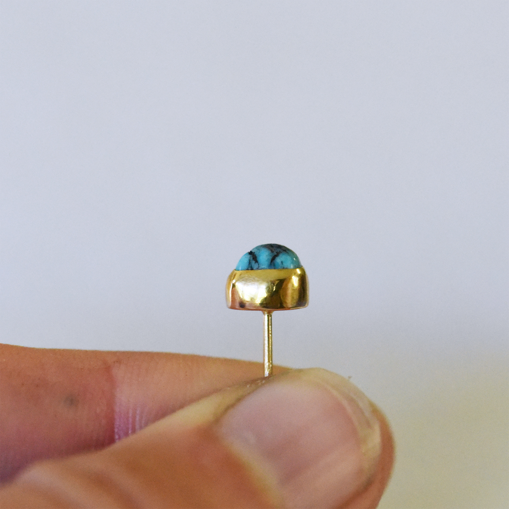 GOLD NUGGET TURQUOISE STUD