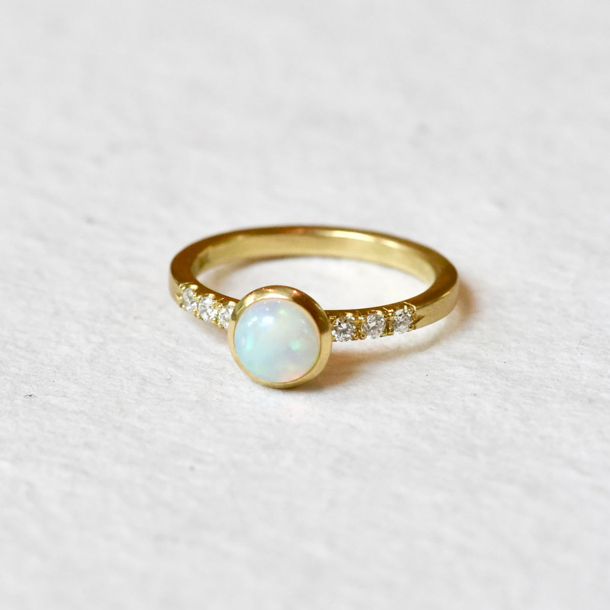 Australian Opal Diamond Pavé 18k Gold, Ring Size 6.5