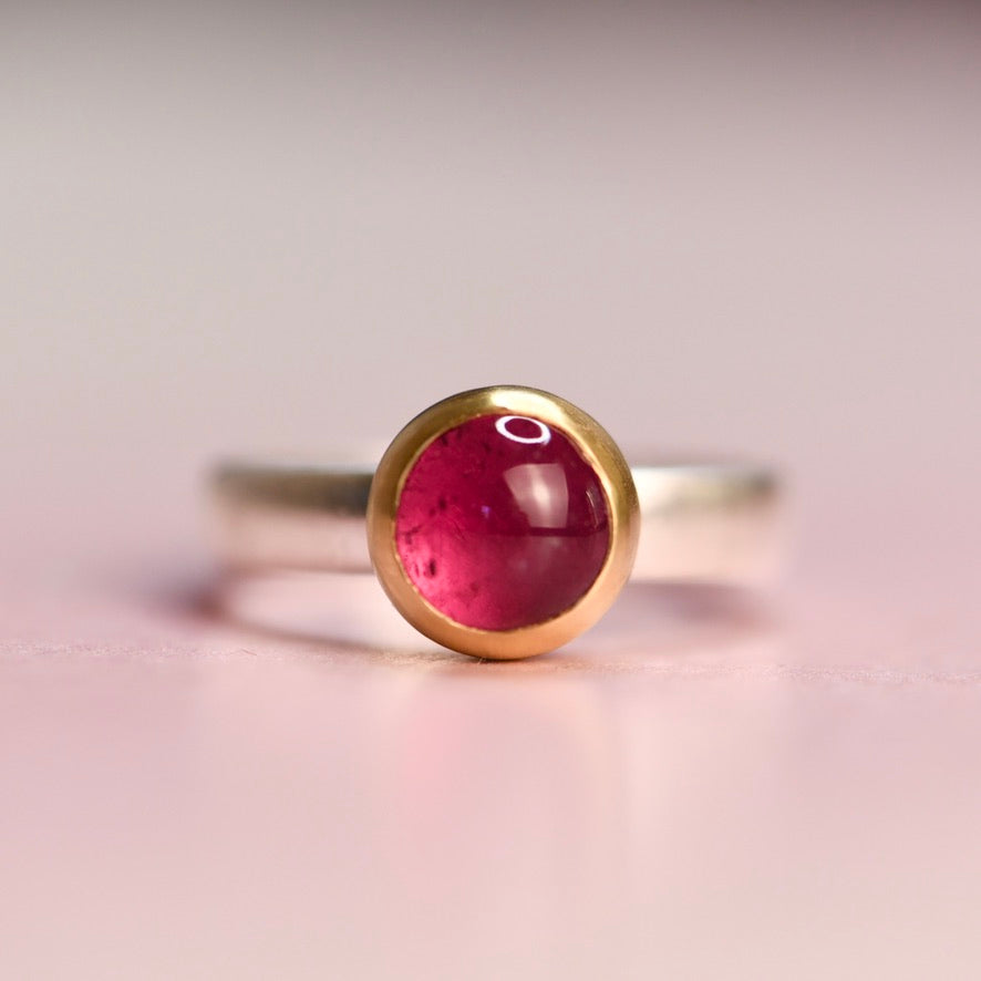 Vintage sterling silver ring engraved “for my mother” set with a pink tourmaline cabochon in an 18k yellow gold bezel